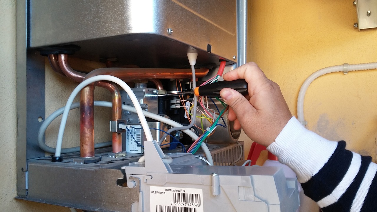 How to Clean a Dirty Thermocouple on a Water Heater