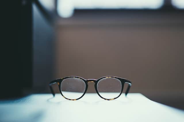 What is the Best Way to Clean Prescription Glasses